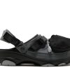 BEAMS x Classic All-Terrain Outdoor Clog w kolorze szaro-czarnym