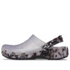 Crocs Classic Bleach Clogs „Translucent Black White” 207333-001