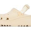 Crocs Classic Hiker Xscape Clog „Vanilla” 208365-108