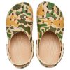 Crocs Classic Printed Camo Clog „Khaki Green” 206454-2Y6