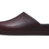 Crocs Dylan Burnished Clogs „Dark Cherry” 209517-6WD