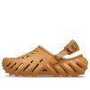 Crocs Echo Clogs „Sand” 207937-202
