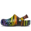Crocs (GS) Classic Seasonal Print Clogs „Black Multi” 207345-0C4