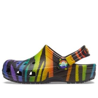 Crocs (GS) Classic Seasonal Print Clogs „Black Multi” 207345-0C4