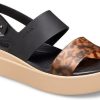 Crocs (WMNS) Brooklyn Tort Low Wedge „Black Brown” 207864-0C4