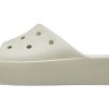 Crocs (WMNS) Klasyczne klapki na platformie „Bone” 208180-2Y2