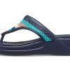 Crocs (WMNS) Monterey Bead Strap Wedge „Dark Blue” 206641-4HQ
