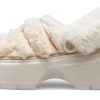 Crocs (WMNS) Stomp Quilted Clogs „Stucco” 208938-160