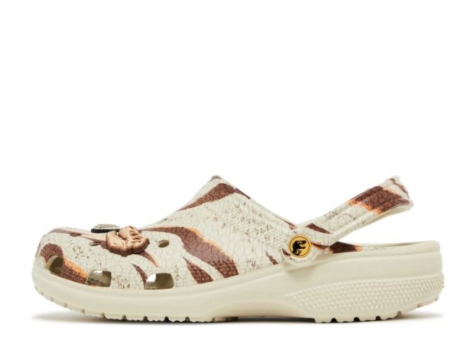 Jurassic World x Classic Clog „Kość”