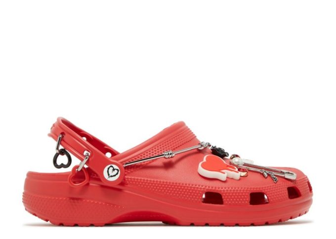 Karol G x Classic Clog „Metal Hearts” Karol G x Classic Clog „Metal Hearts”