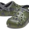 Klapki Crocs Baya Lined Clog Printing z polaru unisex w kamuflażu 205975-97G
