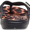 Klapki Crocs Classic Animal Unisex z nadrukiem w panterkę „Black Leopard” 207872-0CU Klapki Crocs Classic Animal Unisex z nadrukiem w panterkę „Black Leopard” 207872-0CU