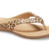 Klapki Crocs (WMNS) Kadee ll z nadrukiem w panterkę, brązowe, 206398-98R