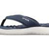 Klapki Crocs (WMNS) Reviva w kolorze głębokiego błękitu 205473-462