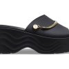 Klapki Crocs (WMNS) Skyline Shimmer „Black Gold” 208582-072