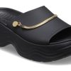 Klapki Crocs (WMNS) Skyline Shimmer „Black Gold” 208582-072