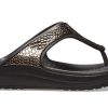 Klapki Crocs (WMNS) z grubą podeszwą w kolorze czarno-miedzianym 205604-0FG