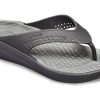 Klapki plażowe Crocs LiteRide Minimalistic w kolorze ciemnoszarym 205182-0DD