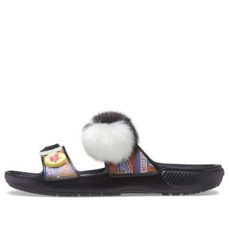 Klapki sportowe Crocs Classic Soft Sole Cozy Flat Heel Unisex w kolorze czarnym 207403-001 Klapki sportowe Crocs Classic Soft Sole Cozy Flat Heel Unisex w kolorze czarnym 207403-001