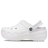 Klasyczne chodaki Crocs (WMNS) z podszewką na platformie w kolorze białym 207938-100