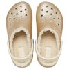 Klasyczne chodaki Crocs z brokatową podszewką w kolorze złotym 504271