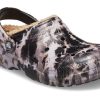 Klasyczne chodaki Crocs z podszewką i wybielaczem w kolorze czarno-białym i beżowym 207299-001
