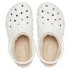 Klasyczne, geometryczne chodaki Crocs z podszewką w kolorze białym 210069-100