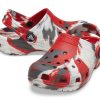 Klasyczne marmurkowe chodaki Crocs (GS) w kolorze biało-czerwono-szarym 207002-884