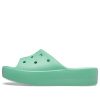 Klasyczne sandały na platformie Crocs (WMNS) w kolorze zielonym 208180-3UG