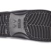 Lekkie, odporne na zużycie sportowe kapcie Crocs Daisy Unisex, czarno-białe, 207284-0ZI