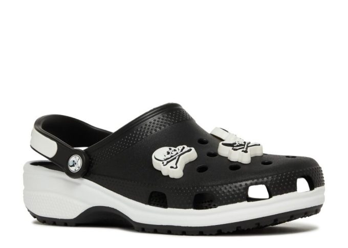 Mastermind Japan x Classic Clog „Black White”