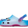 Palace x Rapha x Classic Clog „Najpierw edukacja”