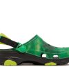 Ron English x All-Terrain Clog „Area 54 – Green Galaxy”
