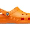 Sandały Crocs Beach Unisex w kolorze jasnopomarańczowym 10001-83A