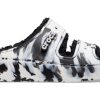 Sandały Crocs Classic Cozzzy Marbled „Czarno-białe” 207907