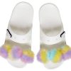Sandały Crocs Classic Fur Sure z 2 paskami w kolorze białym 207405-100