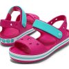Sandały Crocs (GS) z zapięciem na pasek Crocband w kolorze różowo-niebieskim 12856-6LH