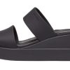 Sandały Crocs (WMNS) Brooklyn Lightweight Black 206219-060