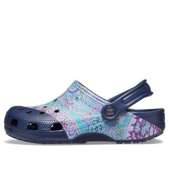 Sandały Crocs (WMNS) Classic Clog Liberty London Beach w kolorze głębokiego błękitu 206447-410