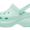 Sandały Crocs (WMNS) Classic Clog Retro z grubą podeszwą w kolorze miętowo-zielonym 206302-3TI