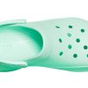 Sandały Crocs (WMNS) Classic Clog Retro z grubą podeszwą w kolorze miętowo-zielonym 206302-3TI