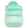 Sandały Crocs (WMNS) Classic Clog Retro z grubą podeszwą w kolorze miętowo-zielonym 206302-3TI