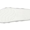 Sandały Crocs (WMNS) Splash Glossy Strappy w kolorze białym 208537-100