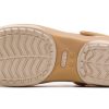 Sandały Crocs (WMNS) w kolorze złotym 204939-277