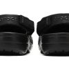Sandały plażowe Crocs Classic Clog Cozy Breathable, czarne, 207142-001