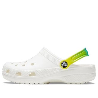 Sandały plażowe Crocs Classic Clog w kolorze białym, gradientowo zielonym, 206638-1DC