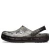 Sandały plażowe Crocs Classic Clog w kolorze czarnym, kamuflaż 205579-0DY