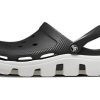 Sandały plażowe Crocs Duet czarno-białe 11991-066