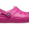 Sandały sportowe Crocs Classic Lined Clog Unisex w kolorze fioletowo-czerwonym 203591-6SV