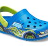 Sandały sportowe Crocs (PS) z zabawnym wzorem na płaskim obcasie w kolorze niebieskim 207074-4JL